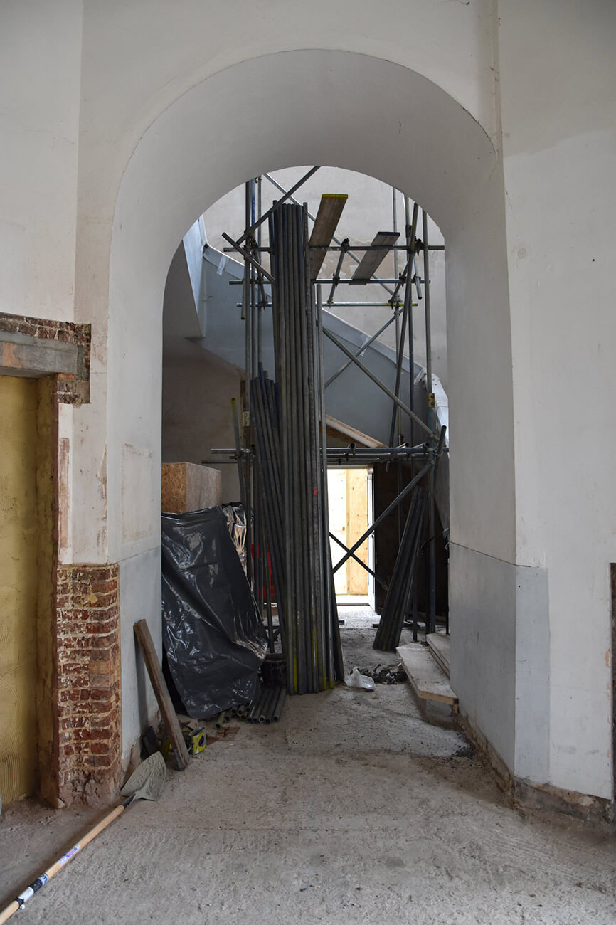 April 2019